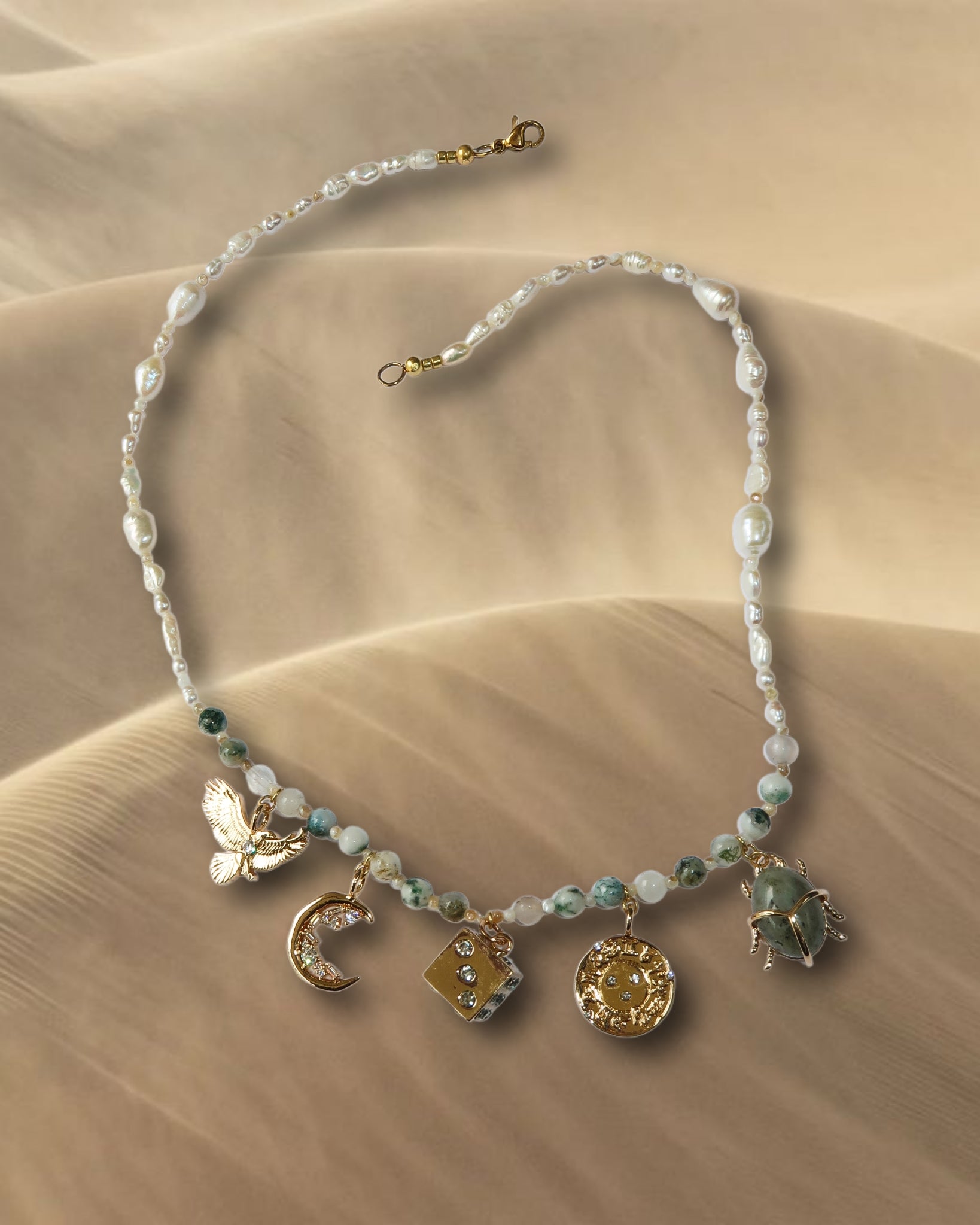 Collier Mernith